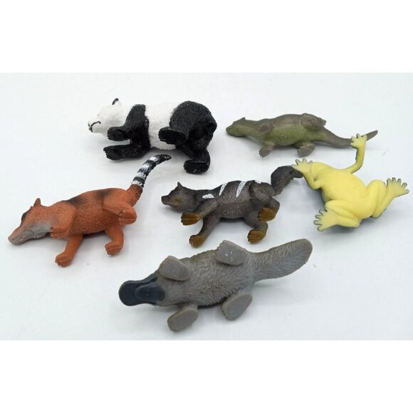 Animal Figures Set Panda Platypus Frog Ring Tailed Lemur Otter Skunk Toys - Picture 10 of 11